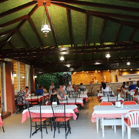 Hotel Kervan Side